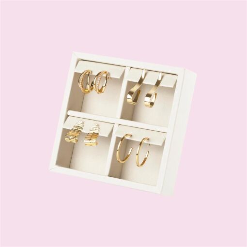 MINI BANDEJA PARA ARGOLAS OFF WHITE 12X12X3,5CM