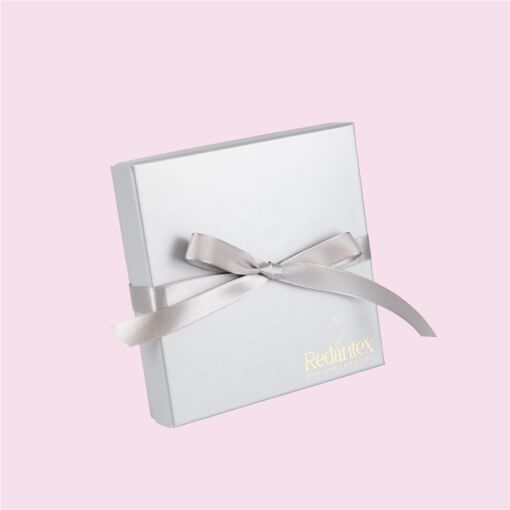 CAIXA RIGIDA 15X15CM COM FITA PERSONALIZADA VALOR UNITÁRIO P/300