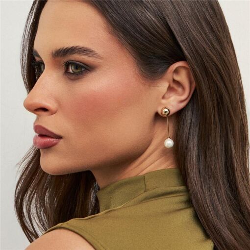 BRINCO EAR JACKET COM ESFERA LISA E PÉROLA SHELL
