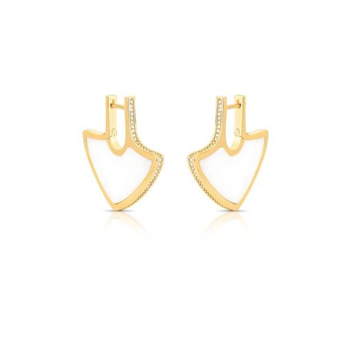 ARGOLA TRIANGULAR EM MADREPÉROLA COM ZIRCÔNIAS