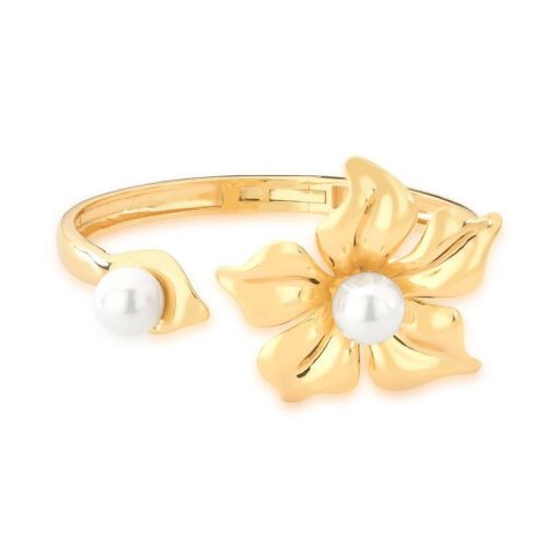 BRACELETE DE FLOR LISA COM PÉROLAS SHELL BANHADO A OURO