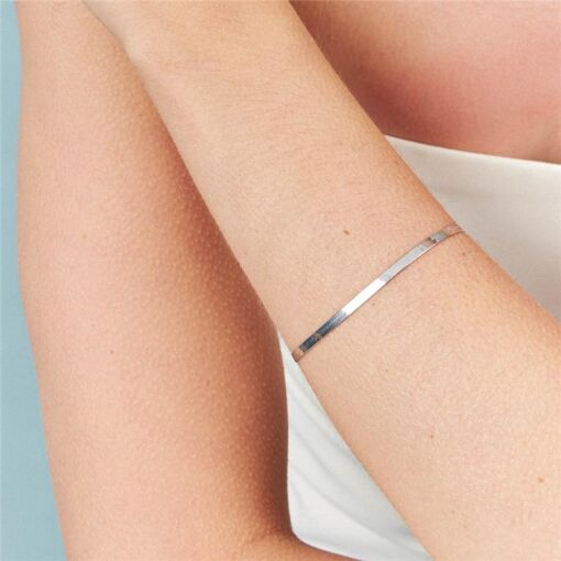 PULSEIRA EM MALHA LAMINADA LISA