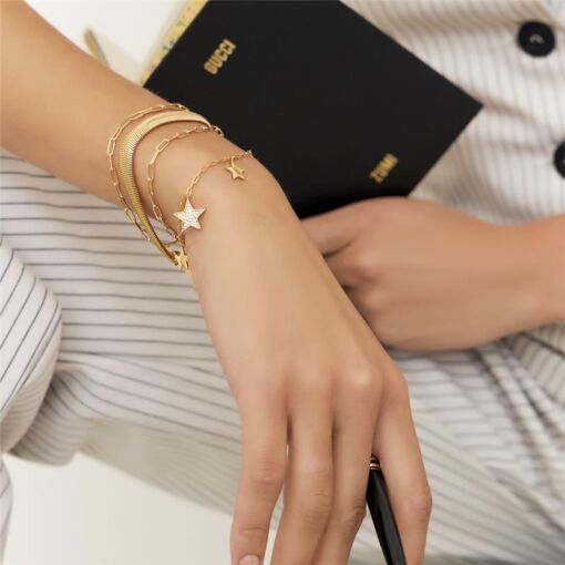 PULSEIRA COM ELOS RETANGULARES LISOS BANHADA A OURO